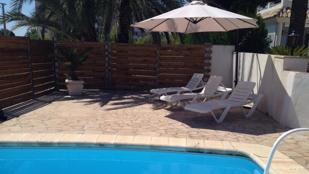 Apartamentos Playa D Y G Sant Carlos de la Ràpita エクステリア 写真
