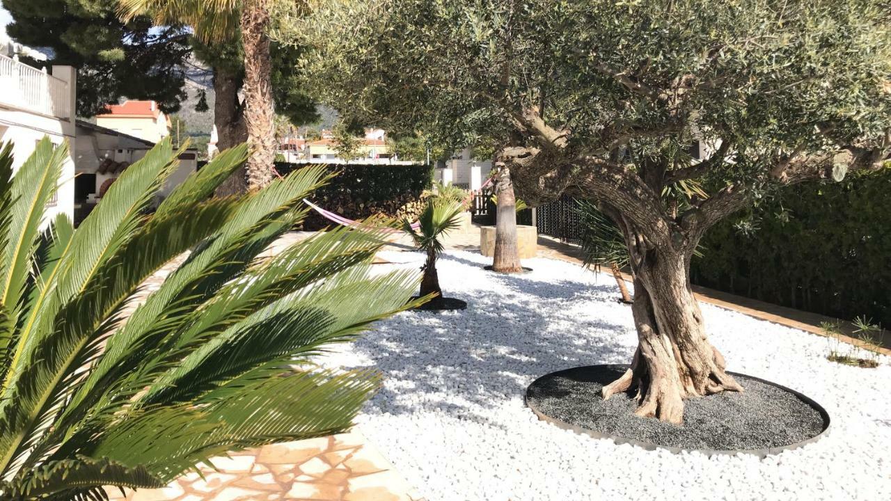 Apartamentos Playa D Y G Sant Carlos de la Ràpita エクステリア 写真